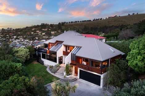 Photo of property in 37 Aotea Terrace, Huntsbury, Christchurch, 8022