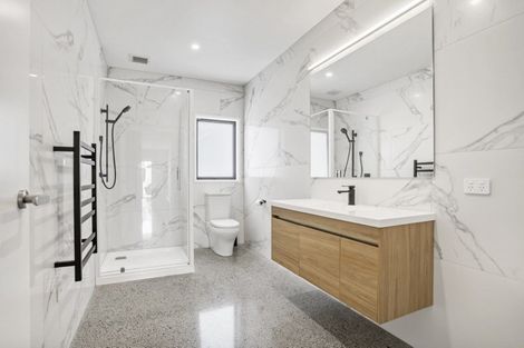 Photo of property in 204 Bond Street, Whangamata, 3620