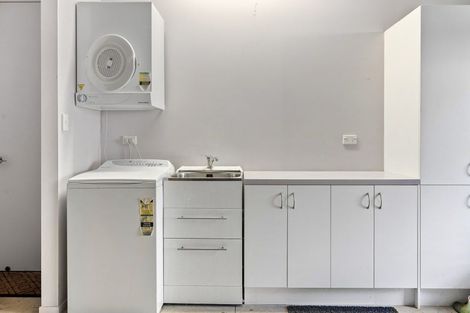 Photo of property in 13 Shearer Drive, Oakura, 4314