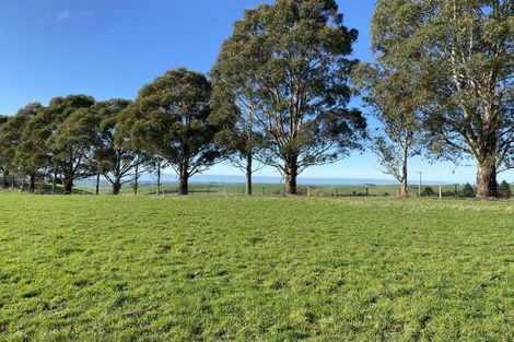 Photo of property in 420 Dunrobin Road, Fuchsia Creek, Oamaru, 9491