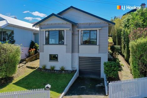 Photo of property in 14 Stone Street, Kenmure, Dunedin, 9011