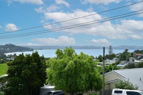 Photo of property in 64 Stanmore Bay Road, Stanmore Bay, Whangaparaoa, 0932