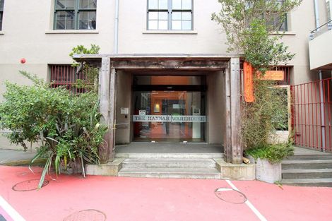 Photo of property in Hannahs Warehouse Apartments, 21/13 Leeds Street, Te Aro, Wellington, 6011