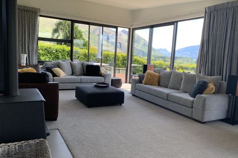 Photo of property in 3 Ruby Ridge, Wanaka, 9305