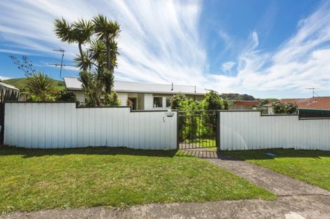 Photo of property in 73 Sea Vista Drive, Pukerua Bay, 5026