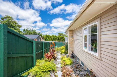 Photo of property in 9 Matthews Crescent, Melville, Hamilton, 3206