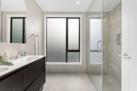 Photo of property in 545 Beach Road, Murrays Bay, Auckland, 0630