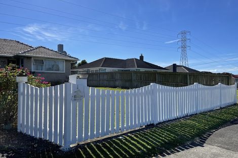 Photo of property in 15 Waimate Street, Otara, Auckland, 2023
