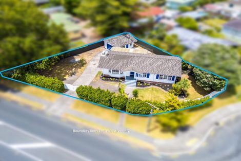 Photo of property in 402 West Coast Road, Glen Eden, Auckland, 0602