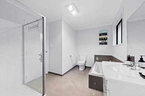 Photo of property in 88a Govett Avenue, Frankleigh Park, New Plymouth, 4310