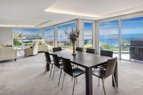 Photo of property in 1/40 Seacliffe Avenue, Belmont, Auckland, 0622