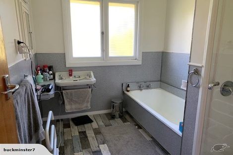 Photo of property in 37 Cliffs Road, Saint Clair, Dunedin, 9012