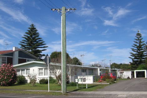Photo of property in 1/92 Ngatai Road, Otumoetai, Tauranga, 3110