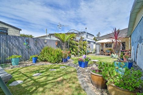 Photo of property in 910 Collinge Road, Mayfair, Hastings, 4122