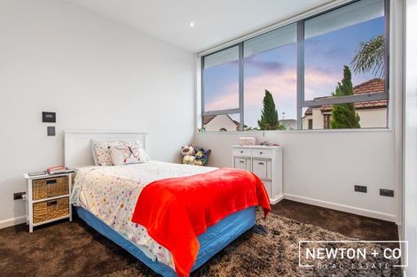 Photo of property in 15 Queen Mary Avenue, Epsom, Auckland, 1023