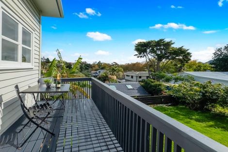 Photo of property in 4 Bloomfield Place, Epsom, Auckland, 1023