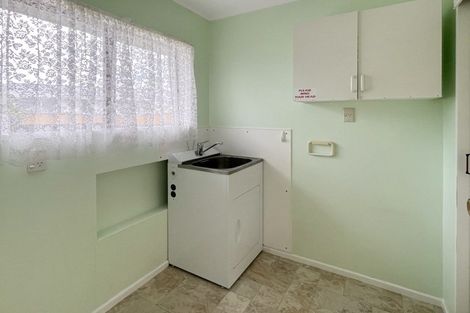 Photo of property in 27 Amberley Avenue, Westbrook, Palmerston North, 4412