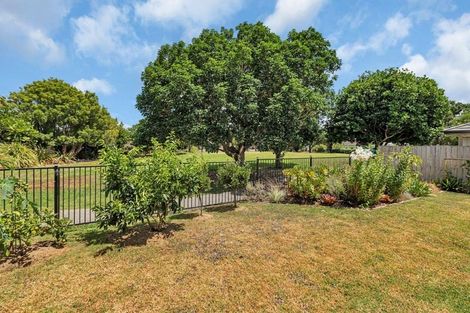 Photo of property in 370 One Tree Point Road, One Tree Point, 0118