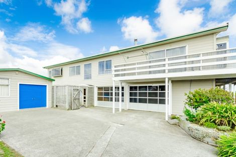 Photo of property in 68 Dixie Street, Te Horo Beach, Otaki, 5581