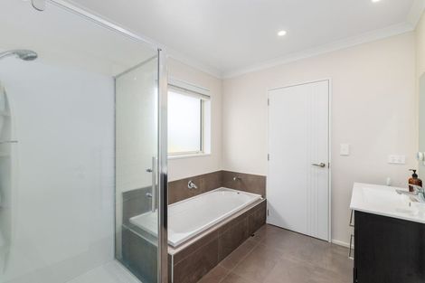 Photo of property in 1/27 Kirsten Place, Parklands, Christchurch, 8083