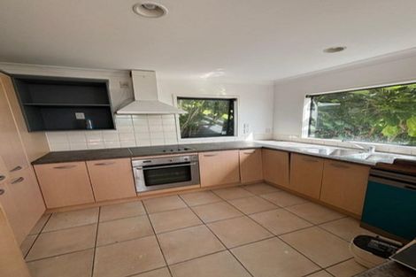 Photo of property in 132 Redoubt Road, Goodwood Heights, Auckland, 2105