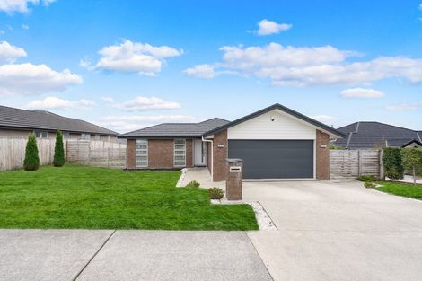 Photo of property in 21 Pyne Crescent, Pokeno, 2402