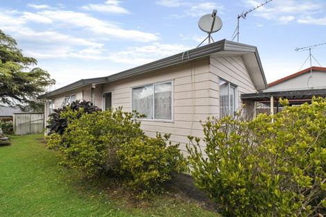 Photo of property in 1/157 Te Irirangi Drive, Flat Bush, Auckland, 2019