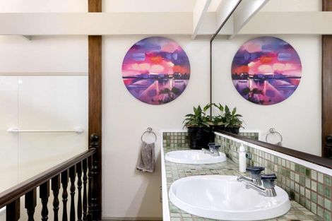 Photo of property in 2 Magnolia Street, Outer Kaiti, Gisborne, 4010