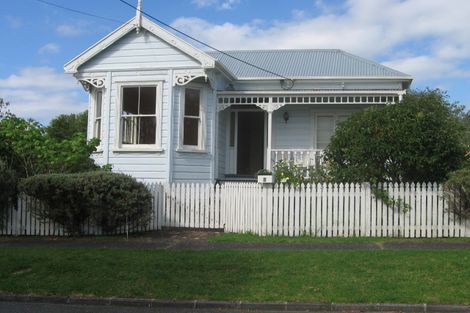 Photo of property in 1/2 Lytton Street, Devonport, Auckland, 0624