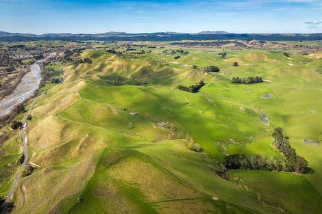 Photo of property in 210 Ongaonga Road, Waipawa, 4272