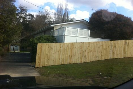 Photo of property in 73 Pine Avenue, Henderson, Auckland, 0612
