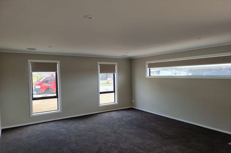Photo of property in 74 Hokioi Drive, Kenepuru, Porirua, 5022