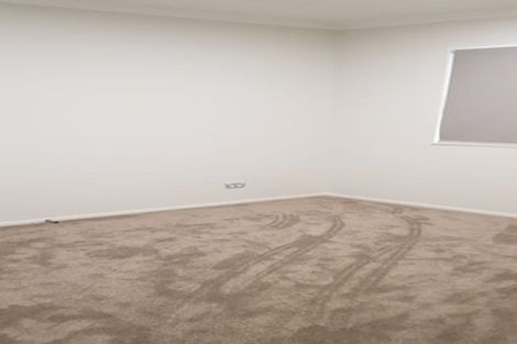 Photo of property in 5 Bruckless Drive, Flat Bush, Auckland, 2019