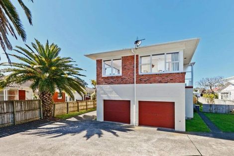 Photo of property in 4/5 Esmonde Road, Takapuna, Auckland, 0622