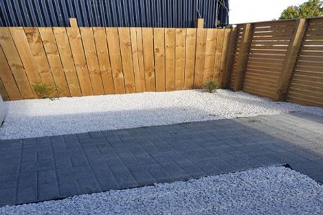 Photo of property in 14/3 Abbotleigh Avenue, Te Atatu Peninsula, Auckland, 0610