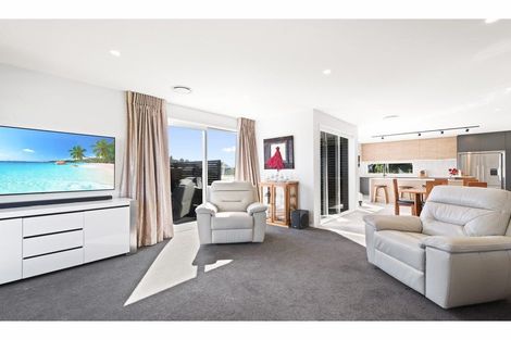 Photo of property in 1 Tara Crescent, Woodend, 7610