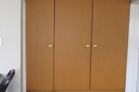 Photo of property in 11 Windy Ridge Road, Glenfield, Auckland, 0629