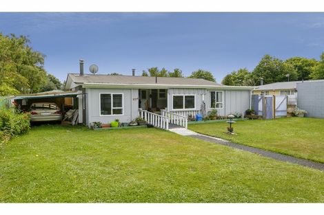 Photo of property in 37 Te Rangitautahanga Road, Turangi, 3334
