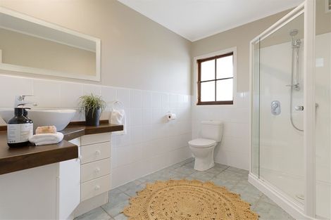 Photo of property in 141 Annett Road, Kumeu, 0891