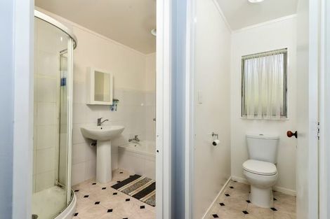 Photo of property in 40 Cromwell Drive, Fitzroy, Hamilton, 3206