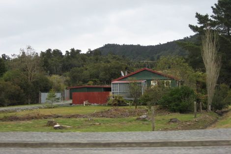 Photo of property in 645 Seven Mile Road, Runanga, 7803