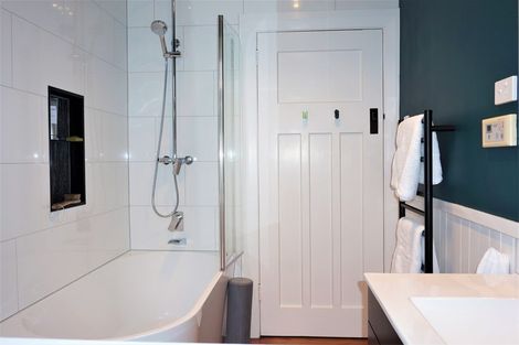 Photo of property in 20 Weraroa Road, Levin, 5510