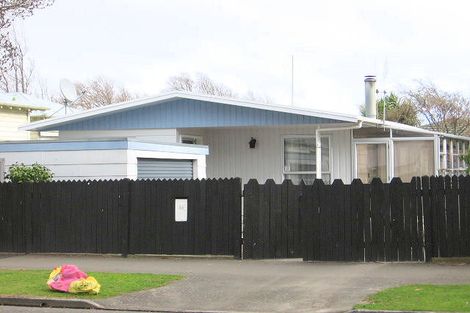 Photo of property in 32 Ada Street, Hokowhitu, Palmerston North, 4410