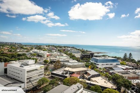 Photo of property in Sentinel Apartments, 1301/3 Northcroft Street, Takapuna, Auckland, 0622