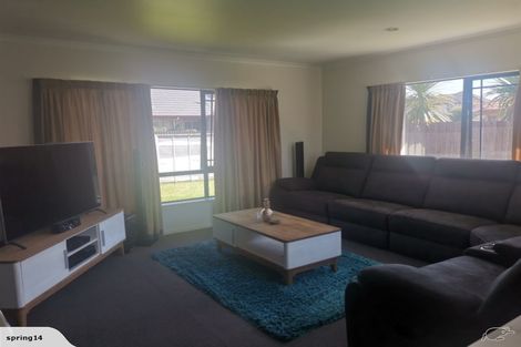 Photo of property in 35 Eastwood Rise, Waimairi Beach, Christchurch, 8083