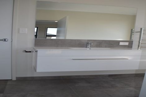 Photo of property in 4 Toi Place, Papamoa, 3118