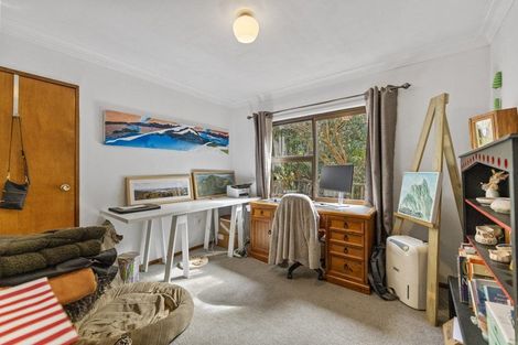 Photo of property in 37 Porterfield Street, Macandrew Bay, Dunedin, 9014