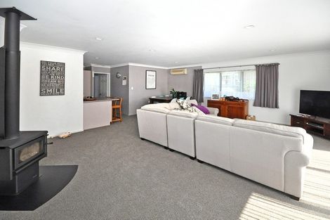 Photo of property in 34 Constable Road, Waiuku, 2123