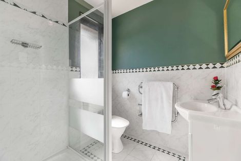 Photo of property in 116 Wood Bay Road, Titirangi, Auckland, 0604