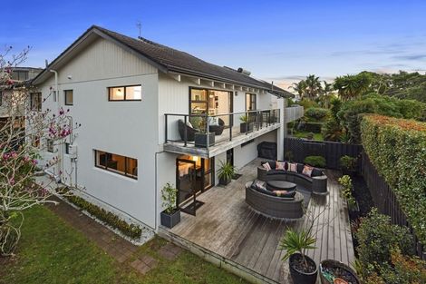 Photo of property in 2/13 Muritai Road, Milford, Auckland, 0620
